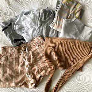 Bundle!!! 6 items for $25